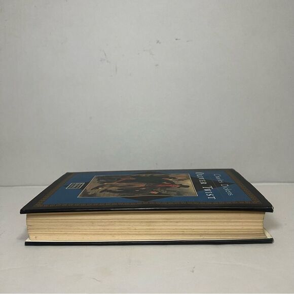 Oliver Twist Victorian Novel Hardcover Historical Fiction British Empire Classic - Picture 5 of 6